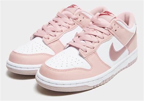 nike frauen schuhe pink|pink nike shoes.